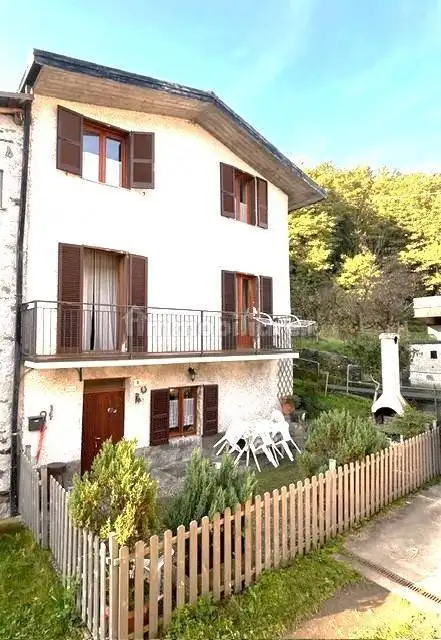 Villa in vendita a Colorina