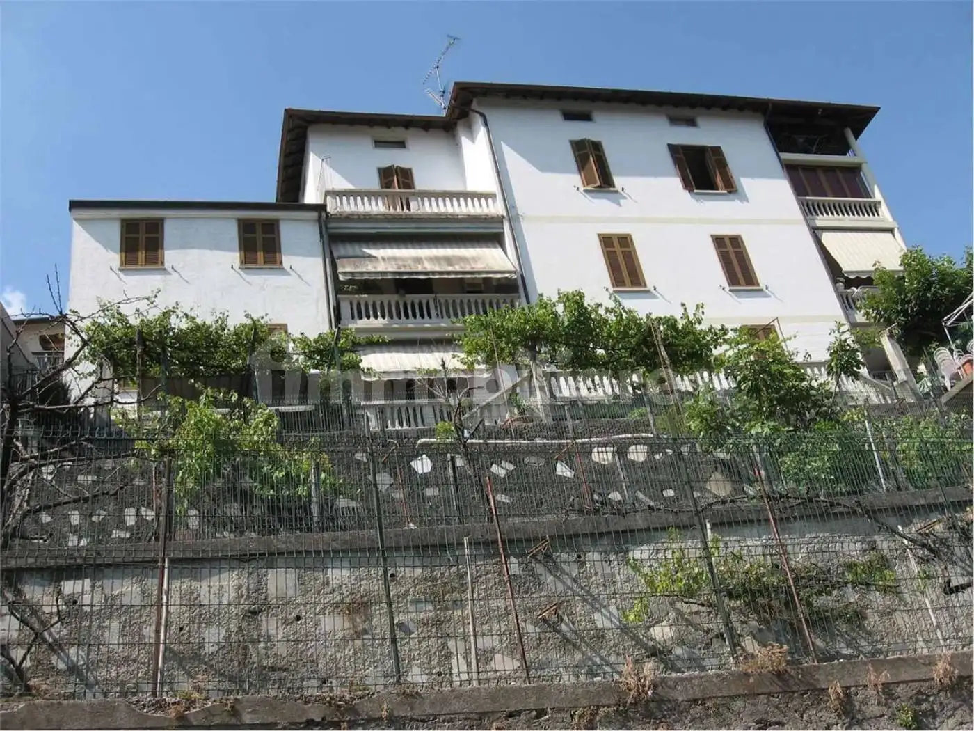 Palazzo - Edificio in vendita a Caslino d'Erba