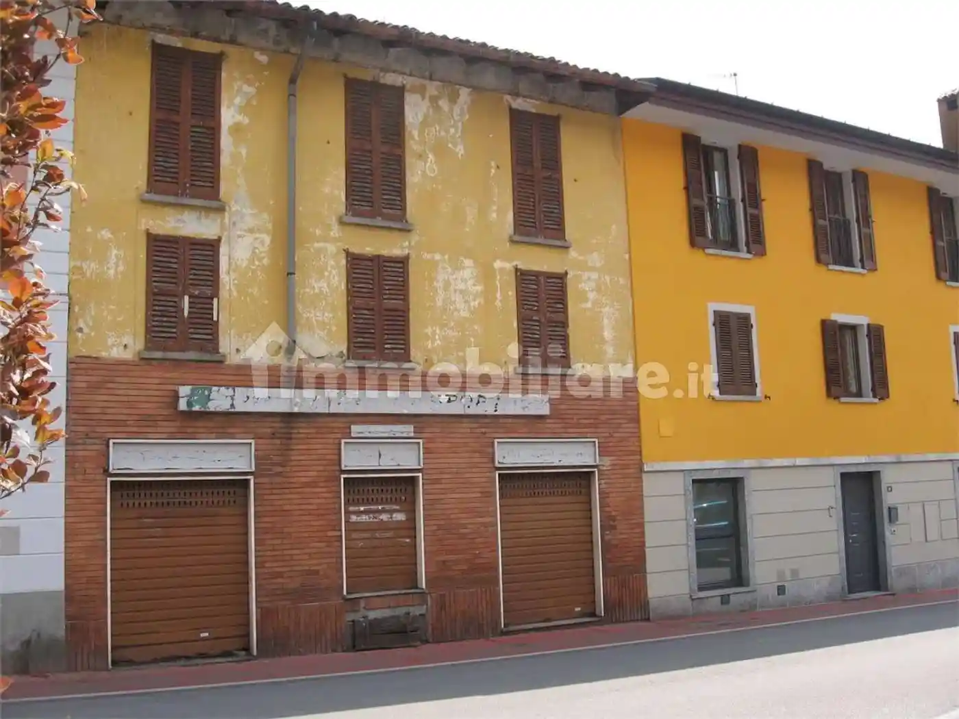 Palazzo - Edificio in vendita a Albavilla