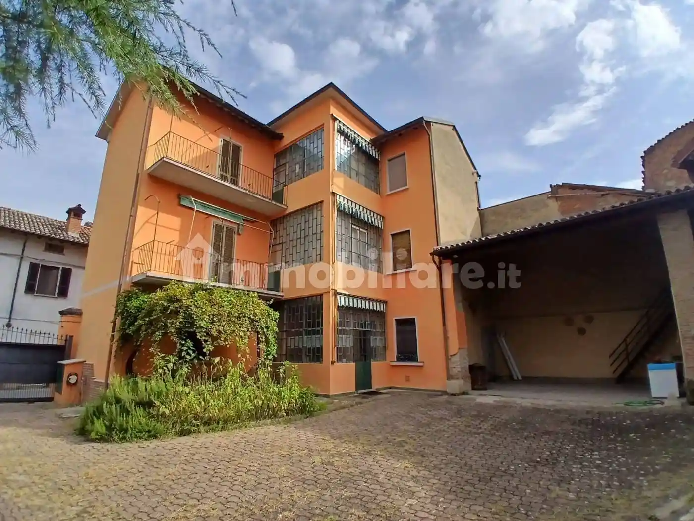 Villa in vendita a Redavalle