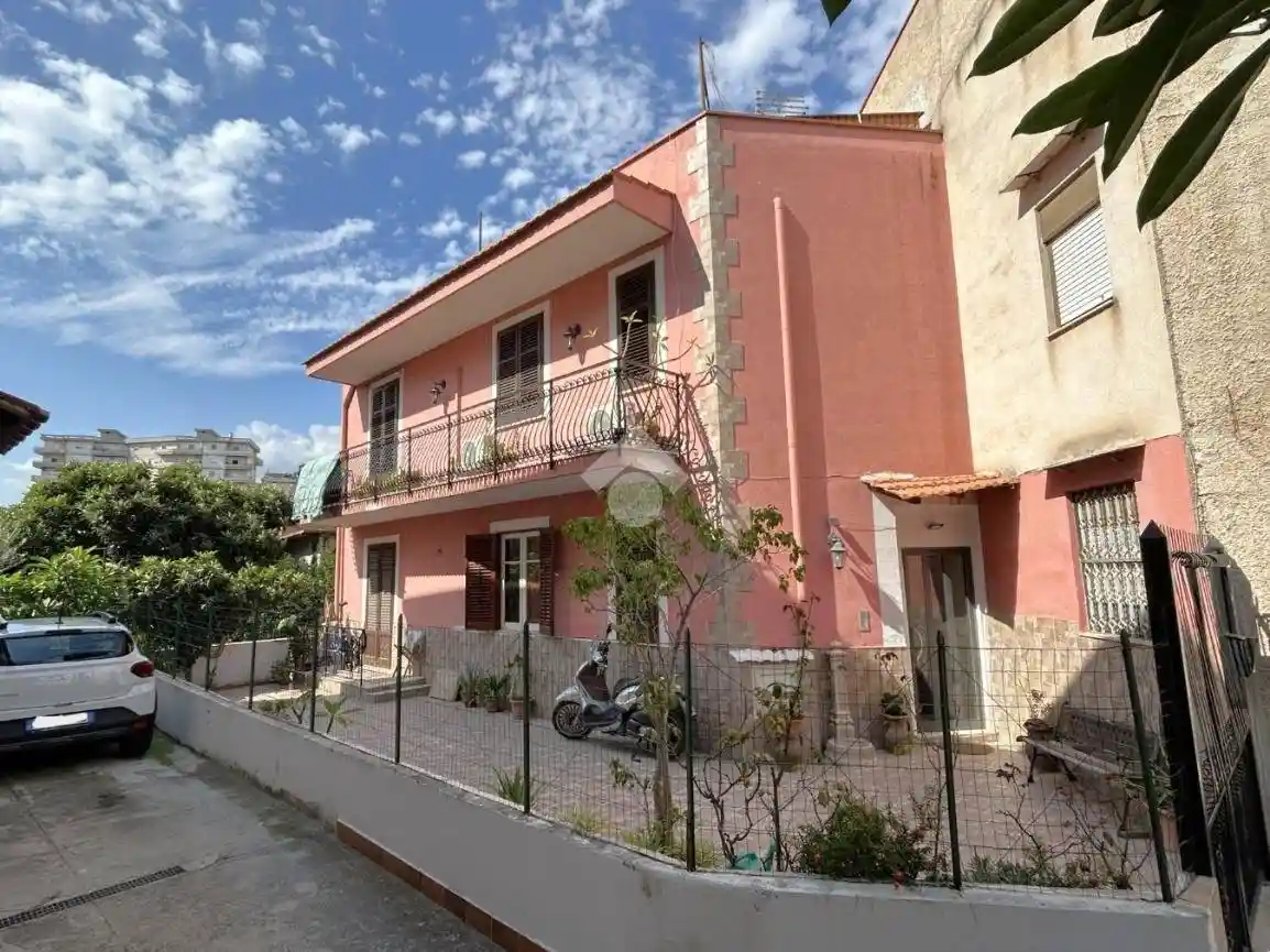 Appartamento in vendita a Palermo