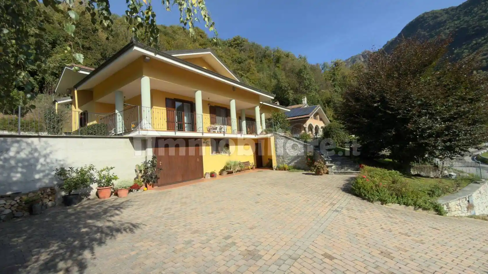 Villa in vendita a Sparone
