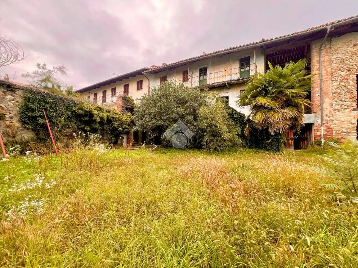 Rustico - Casale in vendita a Robella