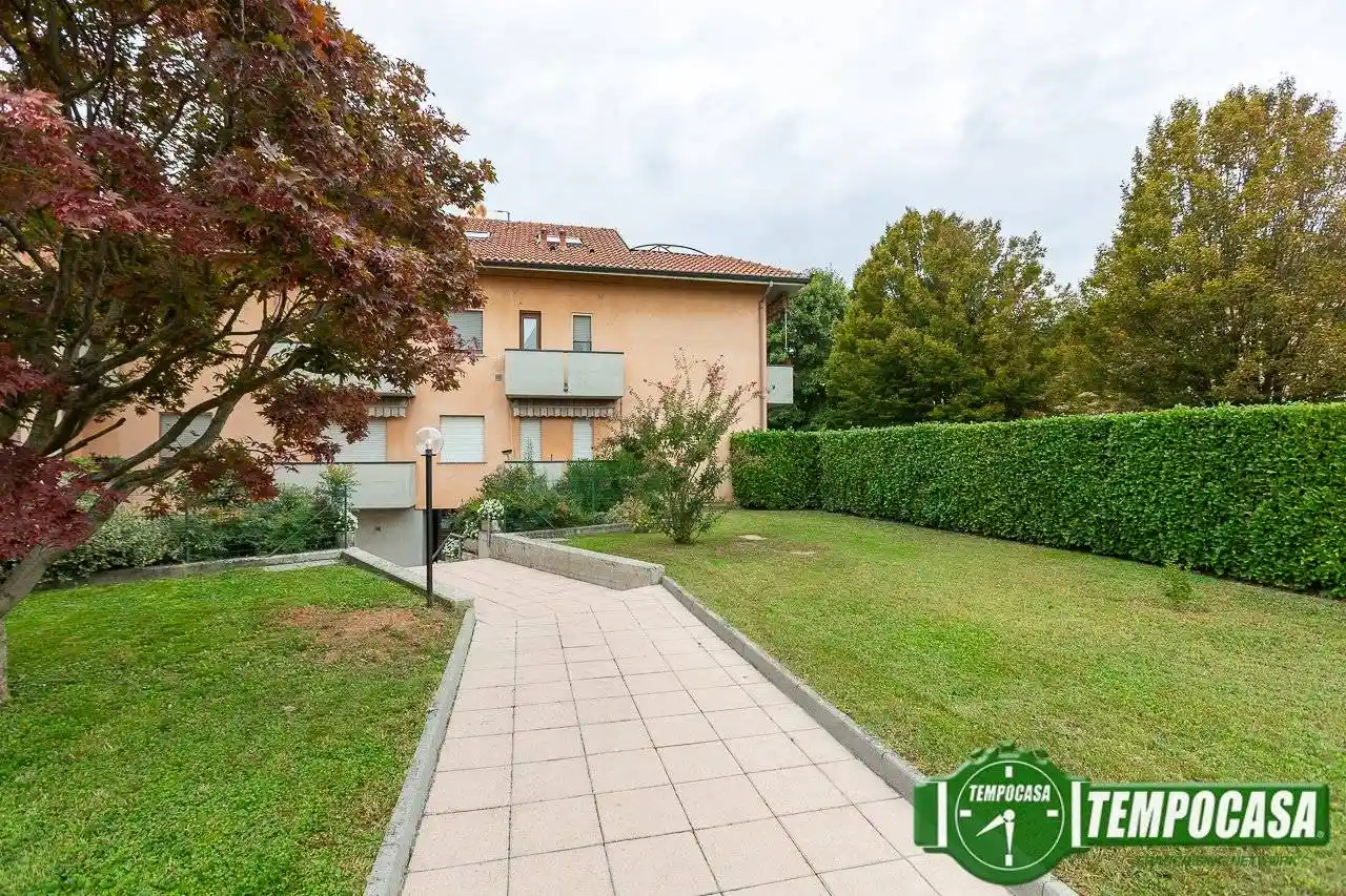 Quadrilocale via Cristoforo Maria Testa 3, Centro, Borghetto Lodigiano - foto 2