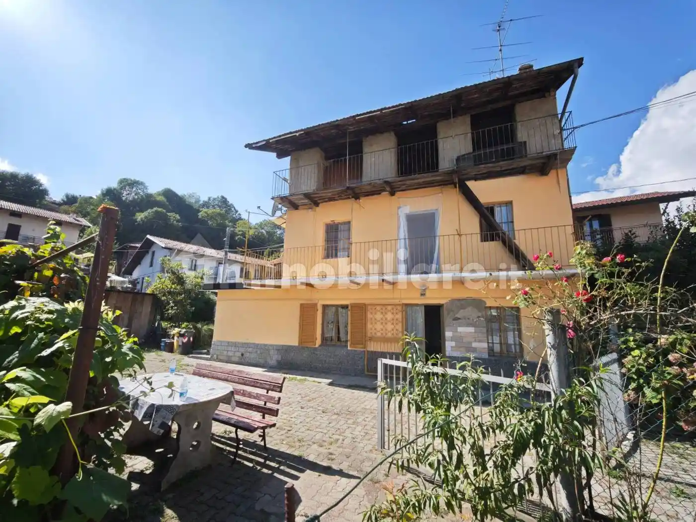 Casa indipendente in vendita a Lanzo Torinese