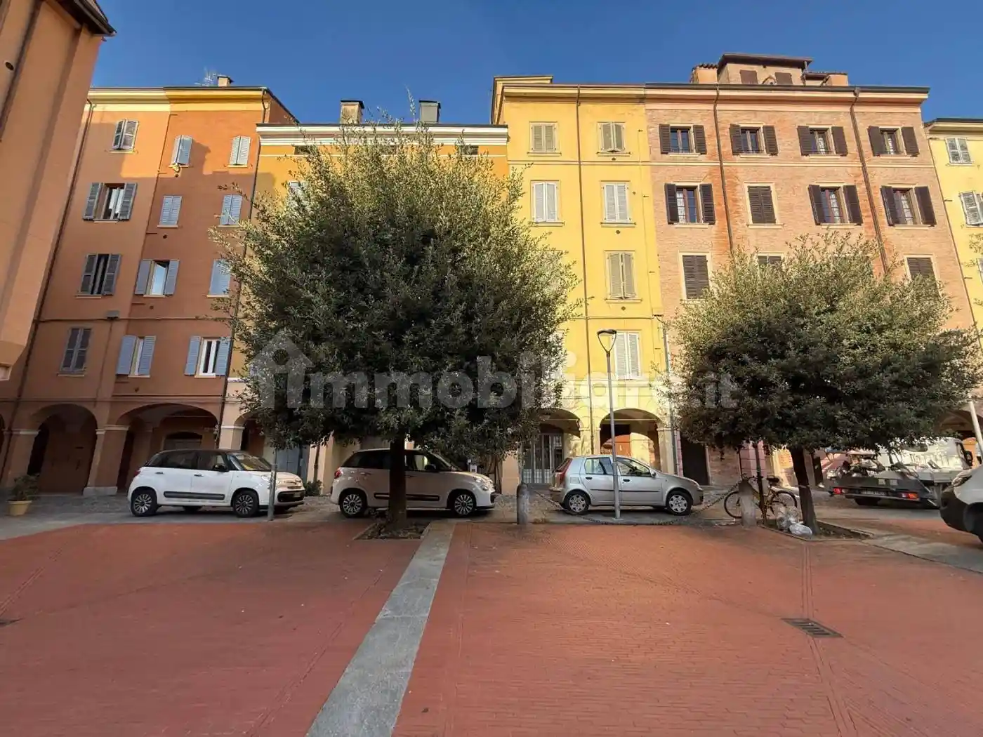 Appartamento in vendita a Modena