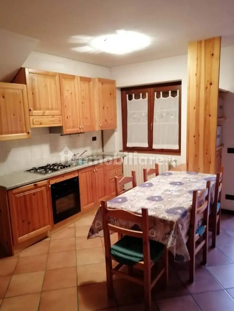 Trilocale via Giuseppe Tovini 31, Corteno Golgi