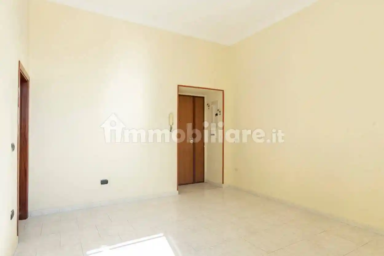 Bilocale via Vincenzo De Giaxa, Poggioreale, Napoli - foto 3