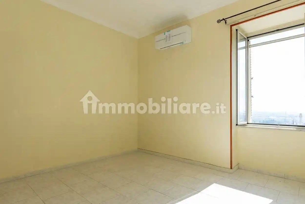 Bilocale via Vincenzo De Giaxa, Poggioreale, Napoli - foto 4