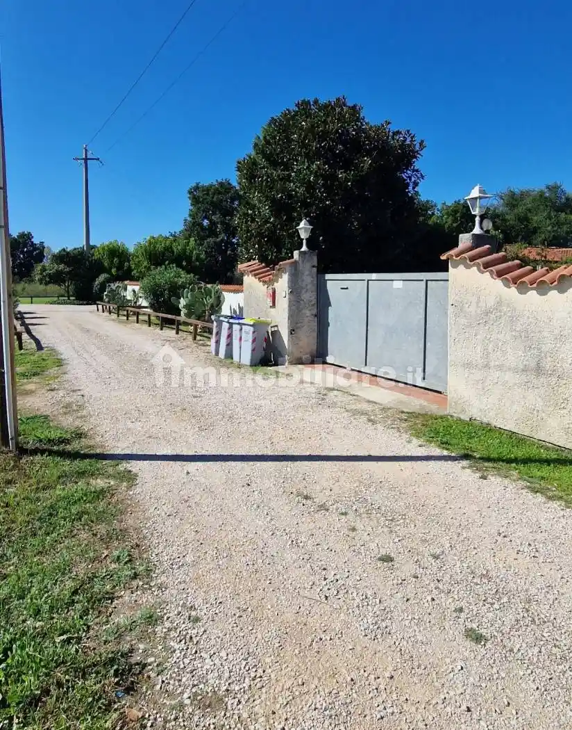 Villa unifamiliare, buono stato, 285 m², Nascosa, Latina - foto 3