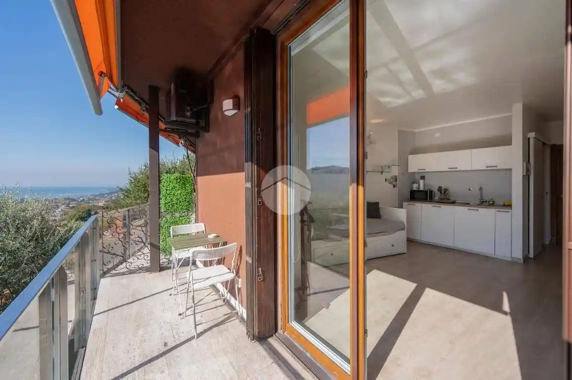 Appartamento in vendita a Costermano sul Garda