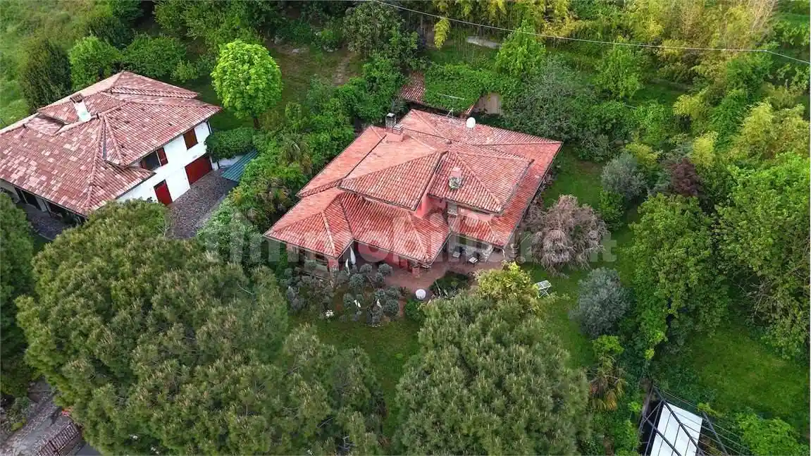 Villa unifamiliare 350 m², Coccaglio - foto 4