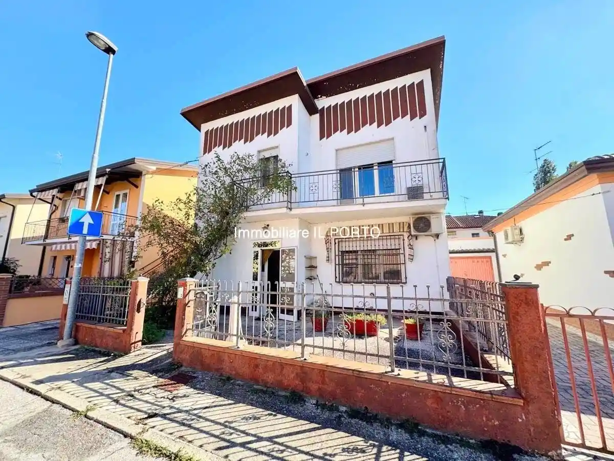 Villetta a schiera in vendita a Lagosanto