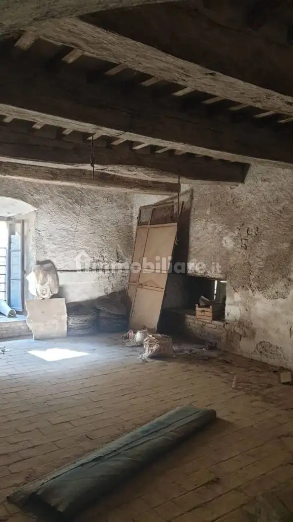 Appartamento da ristrutturare, su più livelli, Centro, Baschi - foto 5