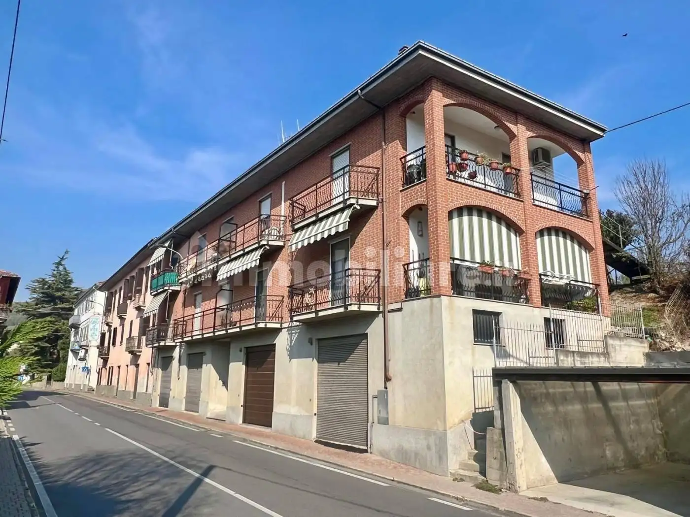 Appartamento in vendita a Monchiero