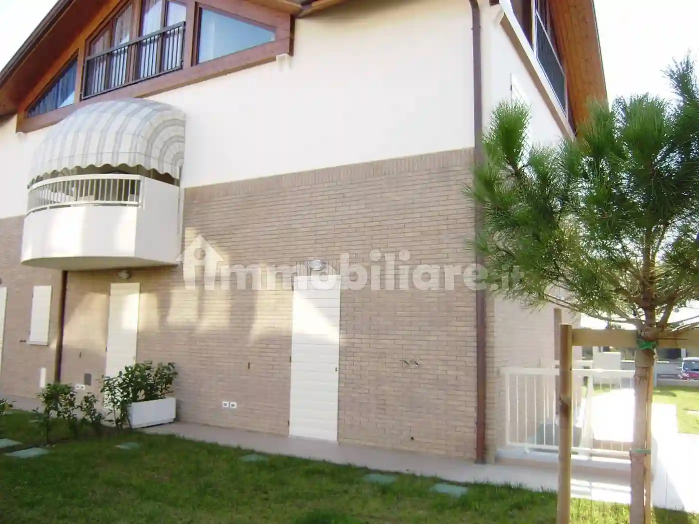 Villetta a schiera - foto 2