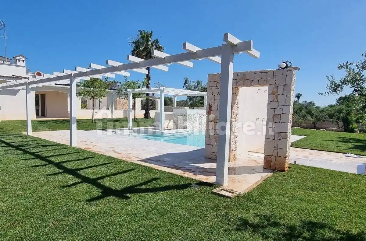 Villa in vendita a Carovigno