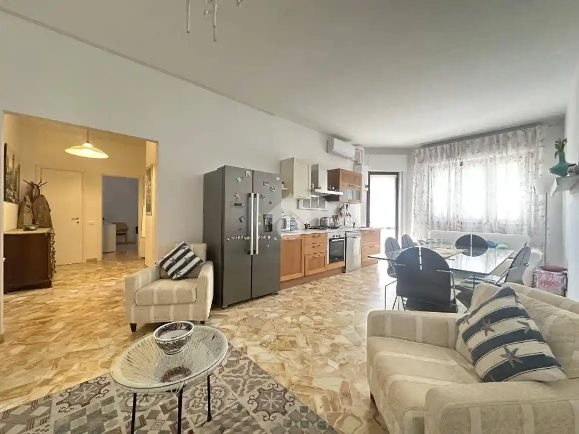 Appartamento in vendita a Carrara