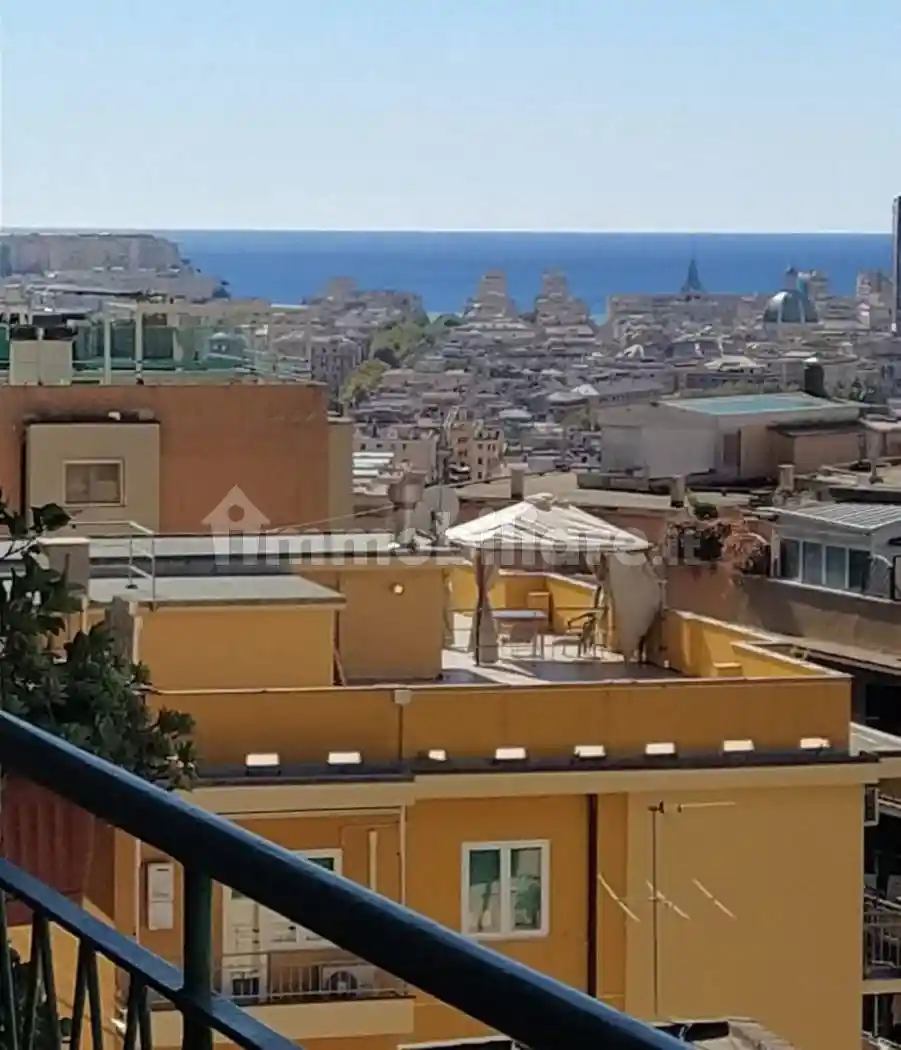 Appartamento in vendita a Genova