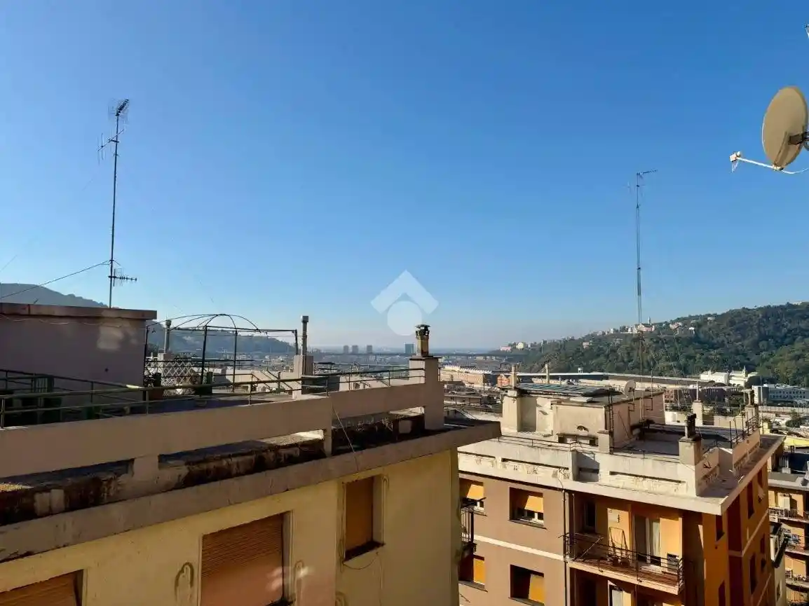 Appartamento in vendita a Genova