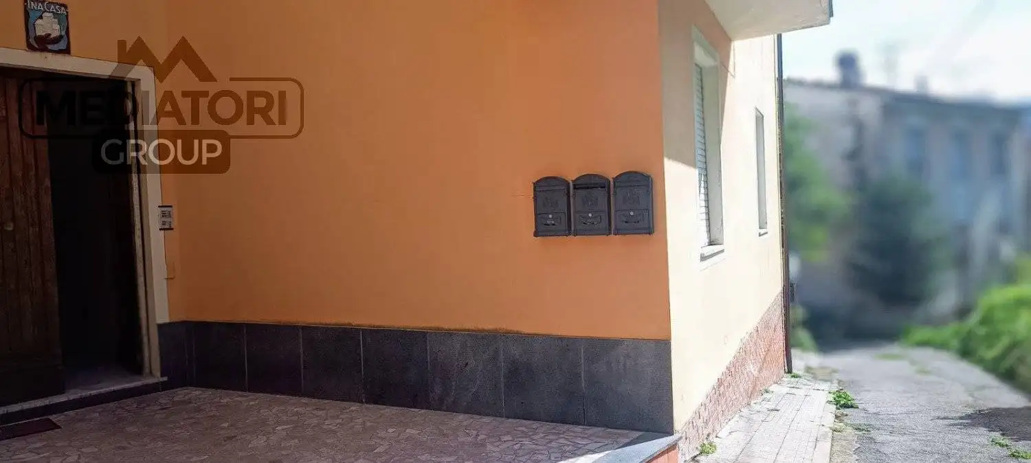 Appartamento in vendita a Villa Basilica