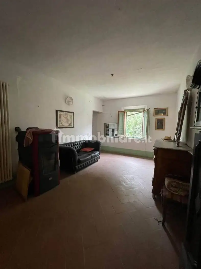 Appartamento buono stato, Semicentro, Zona Stadio, Certaldo - foto 2