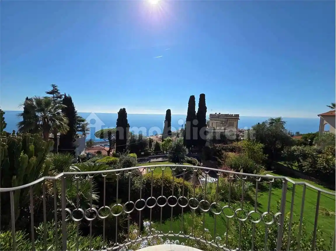 Quadrilocale via Dei Colli , 36, Zona Collinare, Bordighera - foto 3