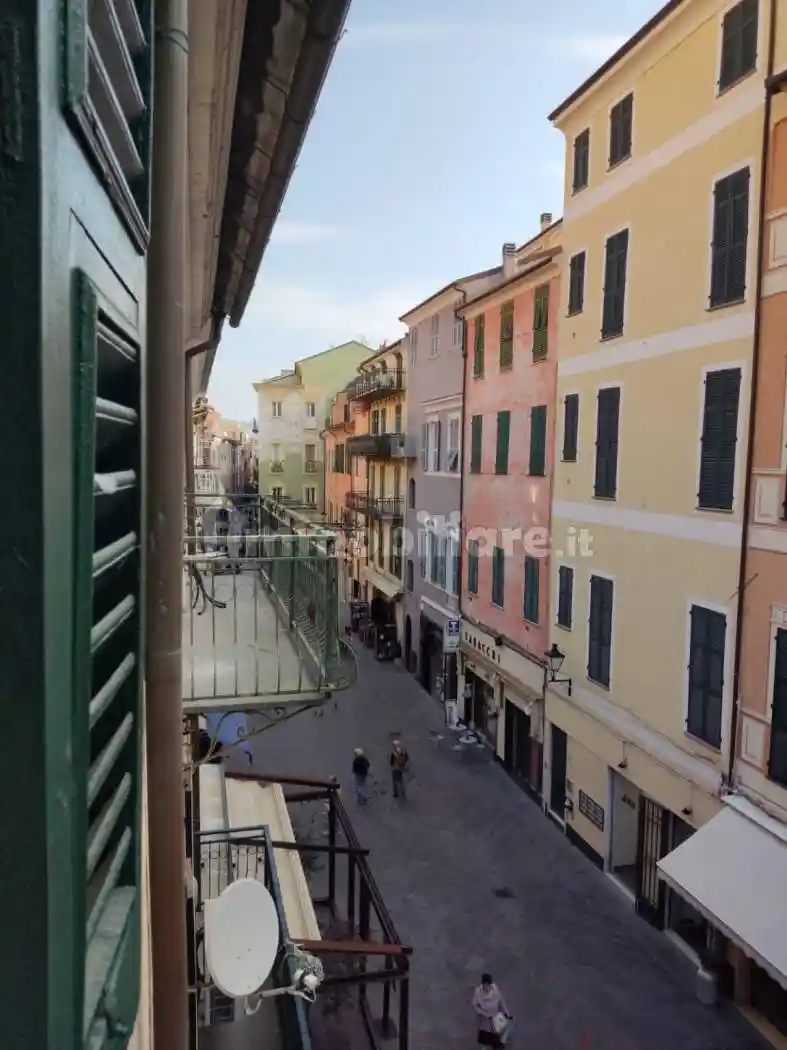 Appartamento in vendita a Loano