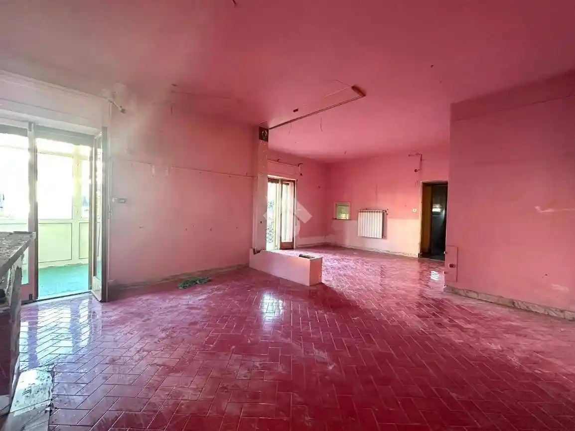 Quadrilocale via enrico de nicola 25, Torre del Greco - foto 3