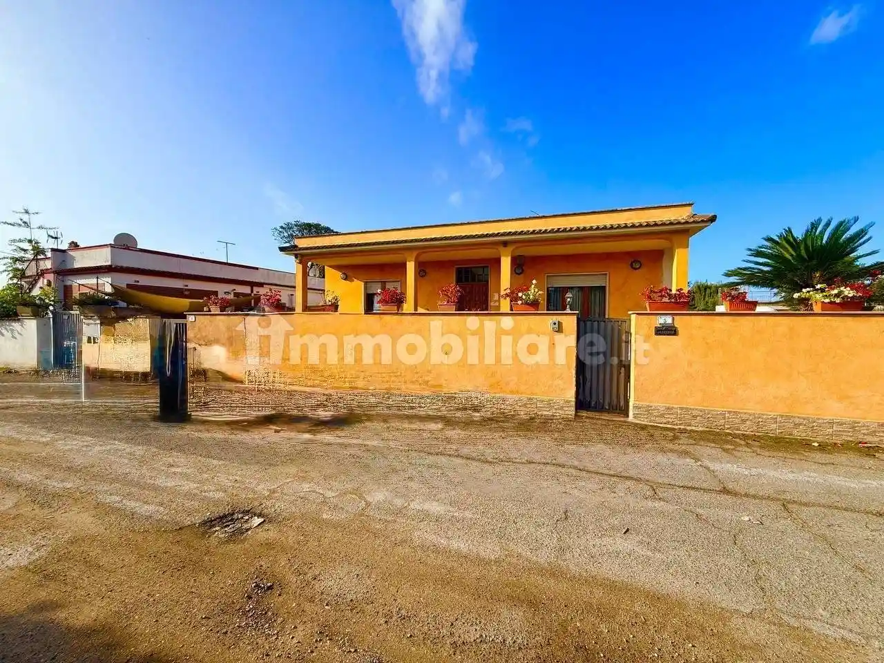 Casa indipendente in vendita a Nettuno