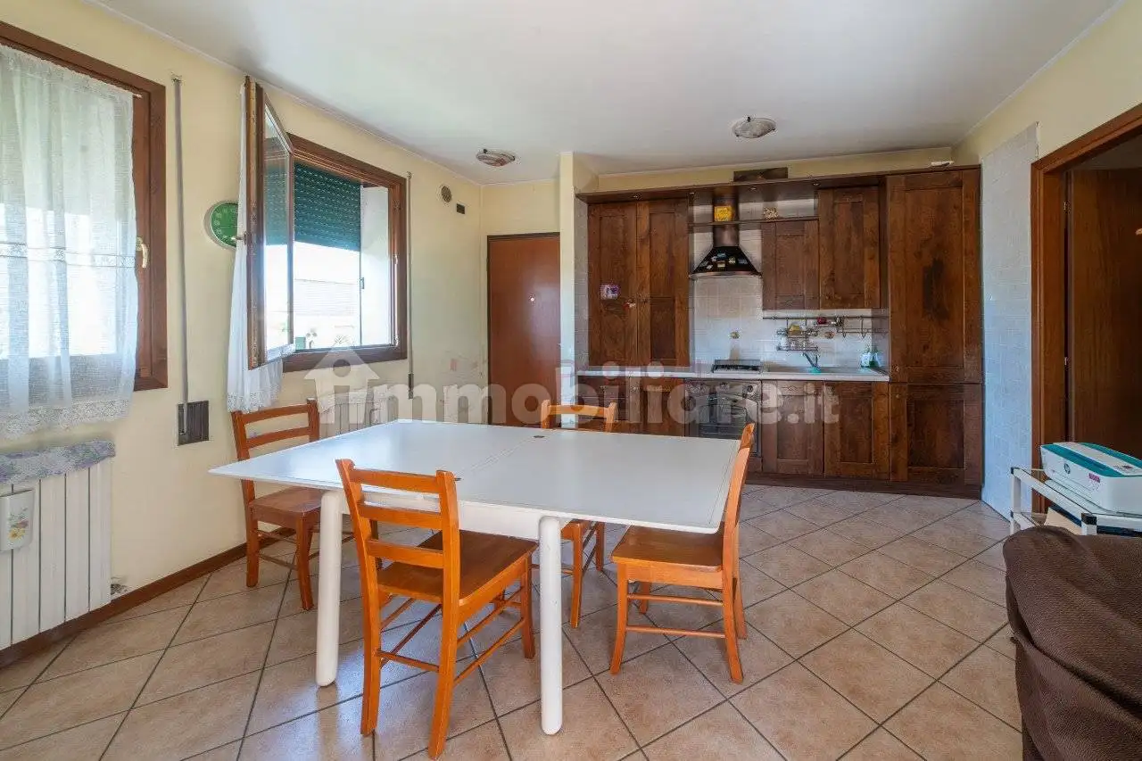 Appartamento in vendita a Brugine