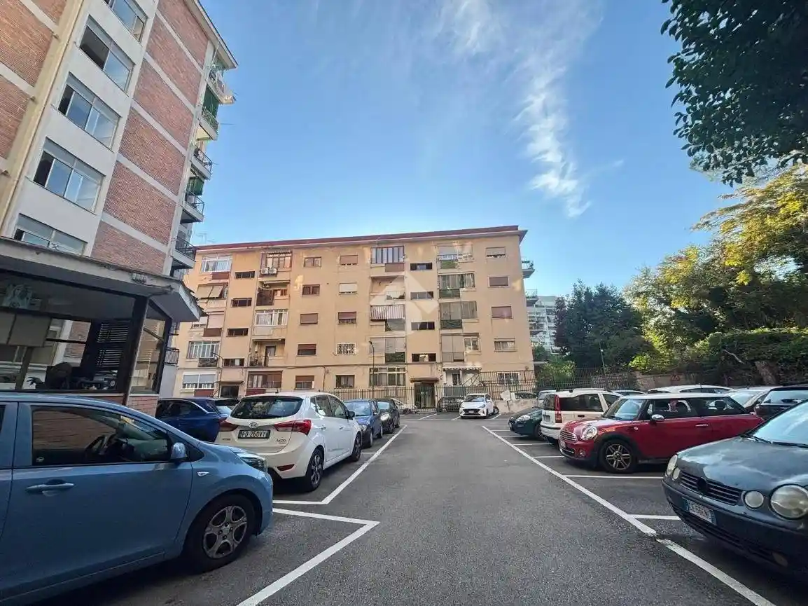 Trilocale via Monfalcone 54, Poggioreale, Napoli - foto 4