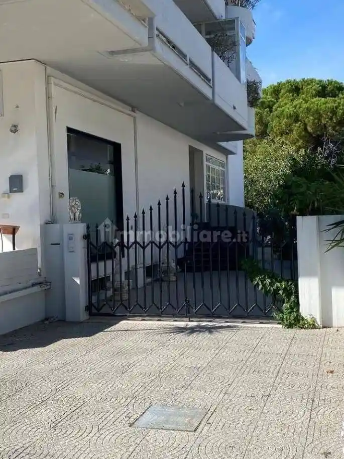 Villa bifamiliare via Melchiorre Delfico 50, San Nicolò A Tordino, Teramo - foto 2