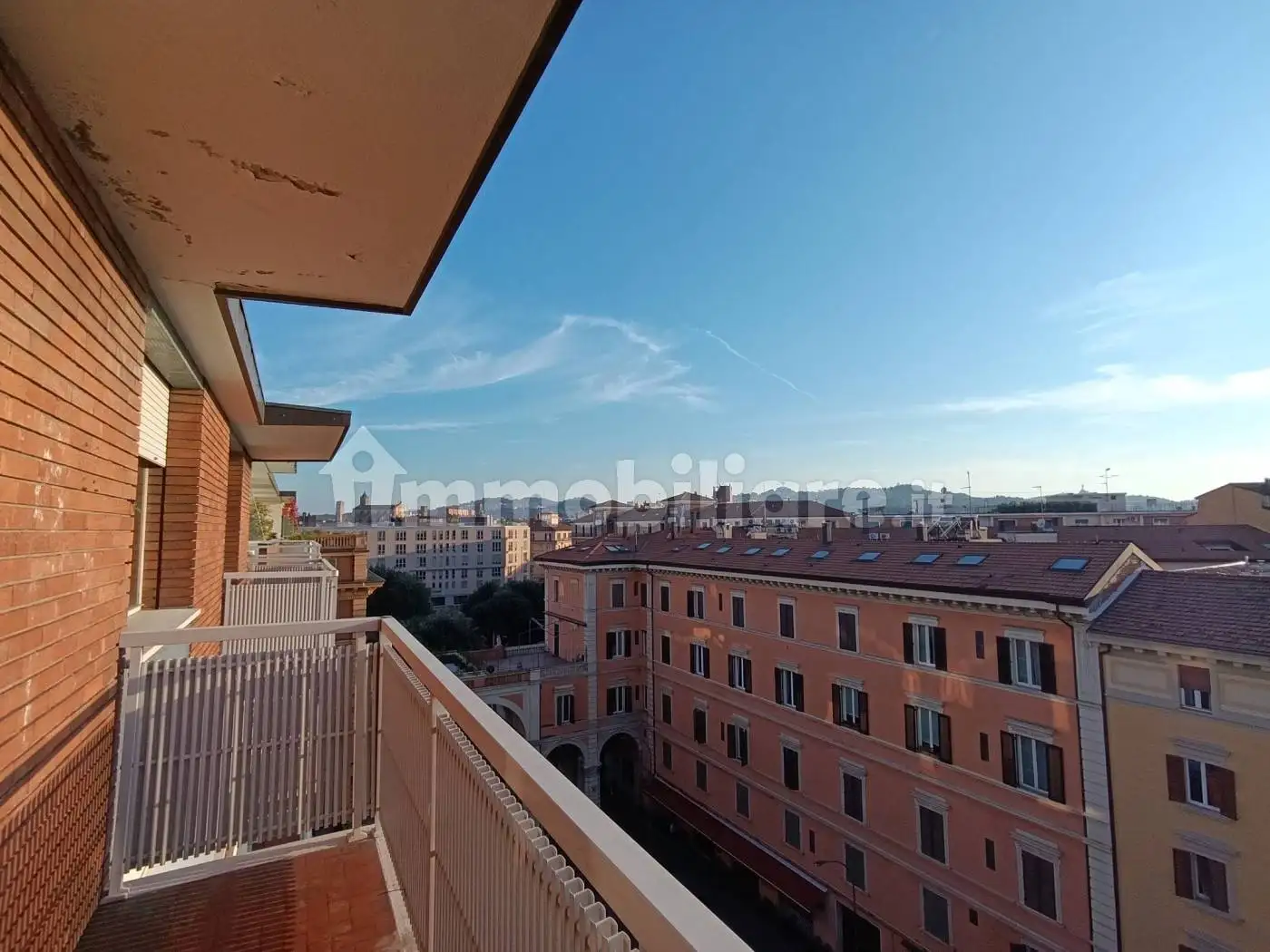 Appartamento in vendita a Bologna