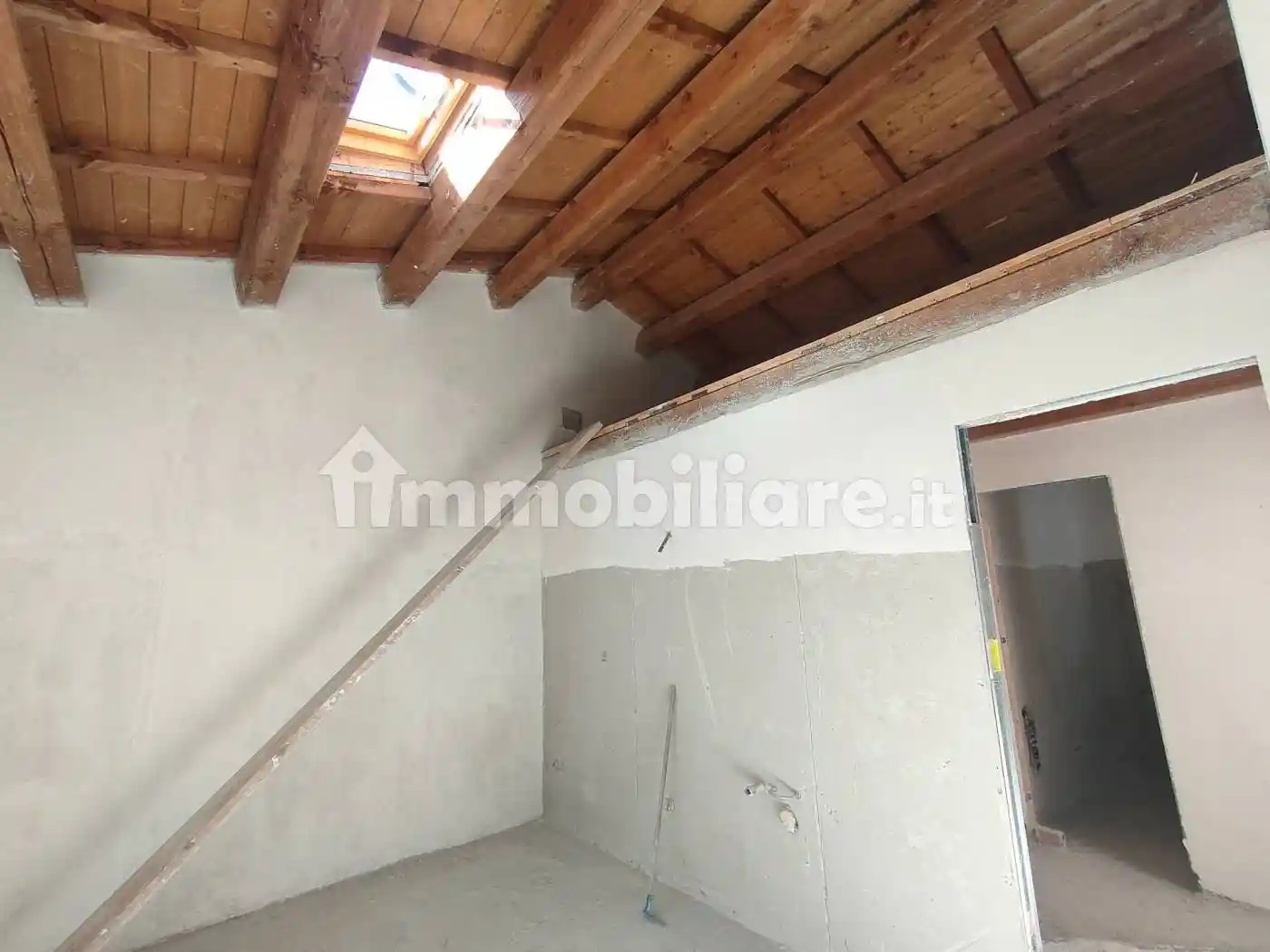 Terratetto plurifamiliare 40 m², ottimo stato, Duomo - Fontana Luminosa, L'Aquila - foto 5