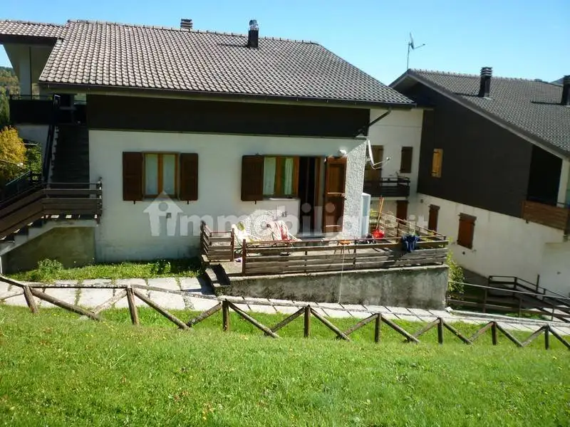 Appartamento in vendita a Pievepelago