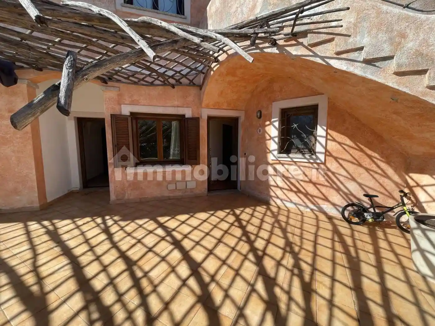 Appartamento in vendita a Arzachena