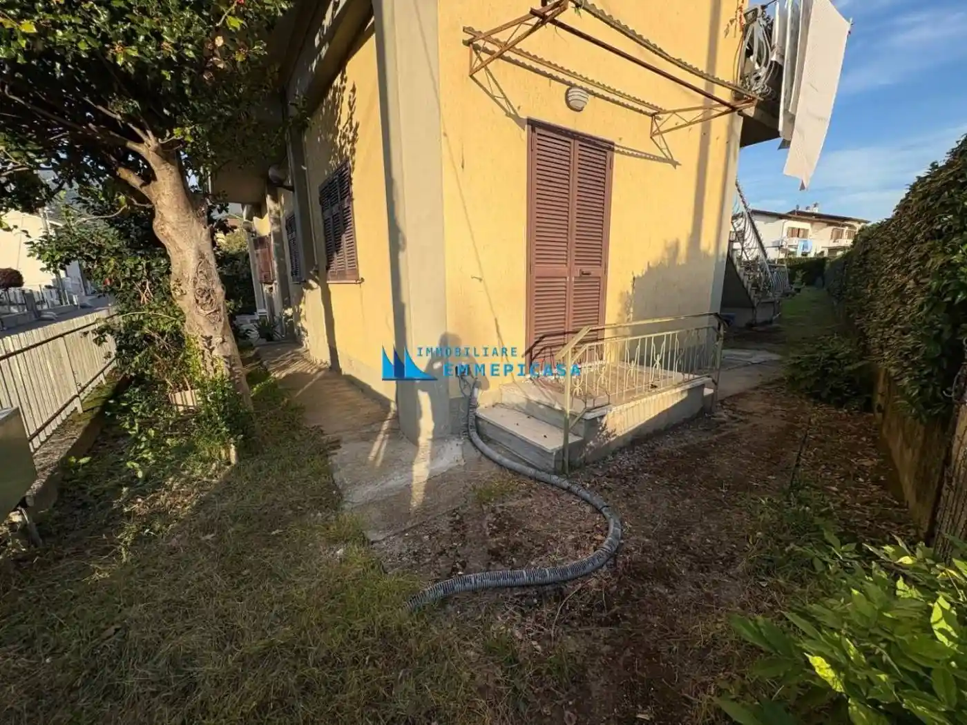 Appartamento in vendita a Montignoso