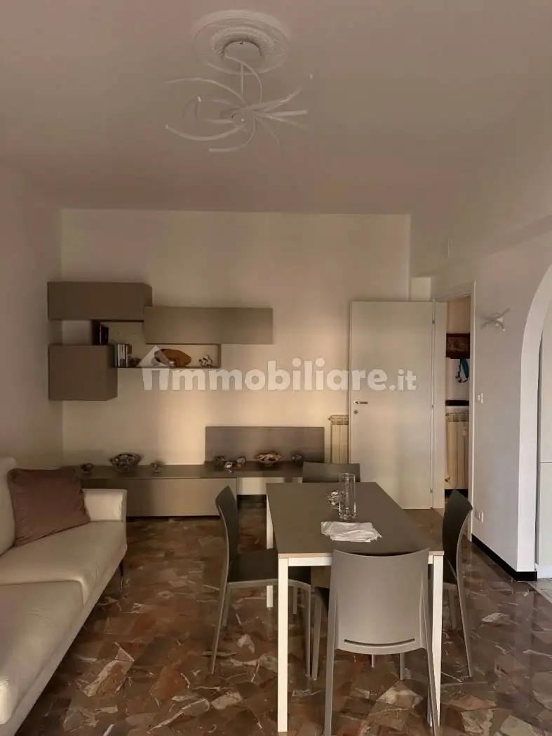 Appartamento in affitto a Spotorno