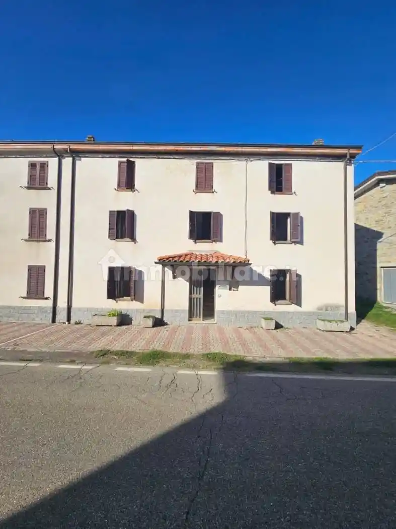 Rustico Strada Castellaro 72, Pellegrino Parmense - foto 5