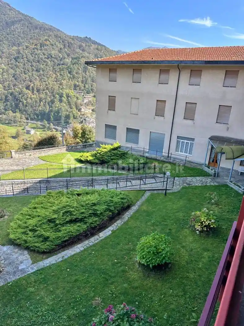 Palazzo - Edificio in vendita a Torino