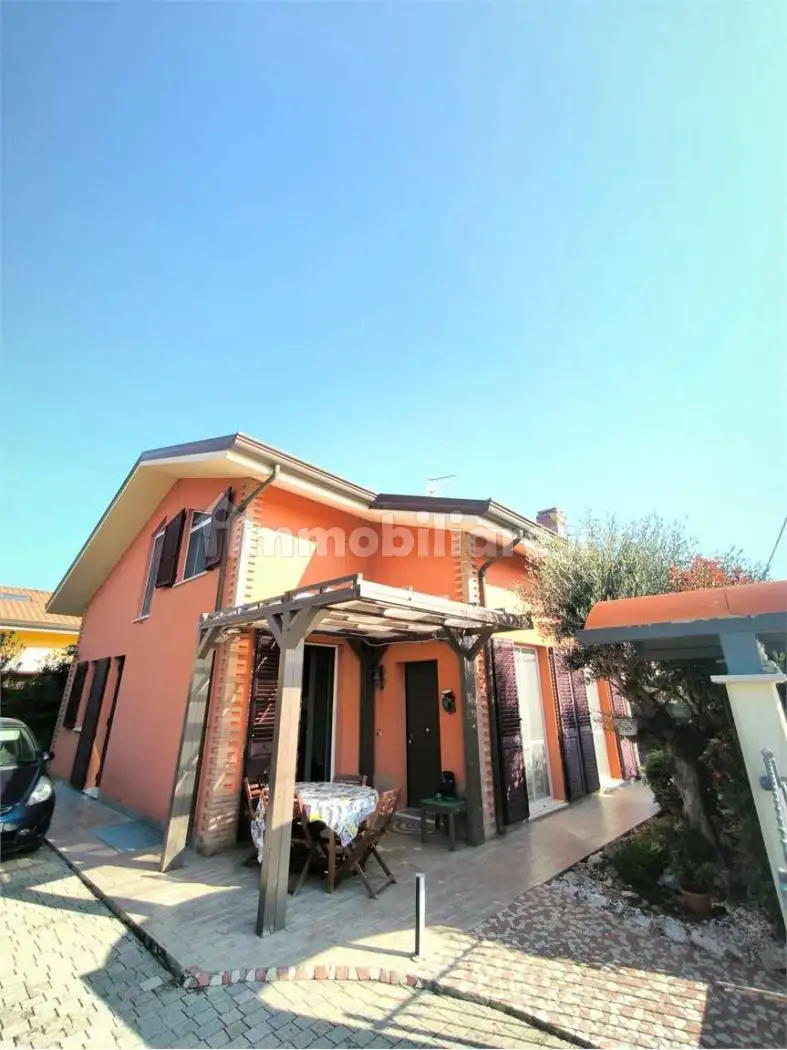 Villa in vendita a Rimini