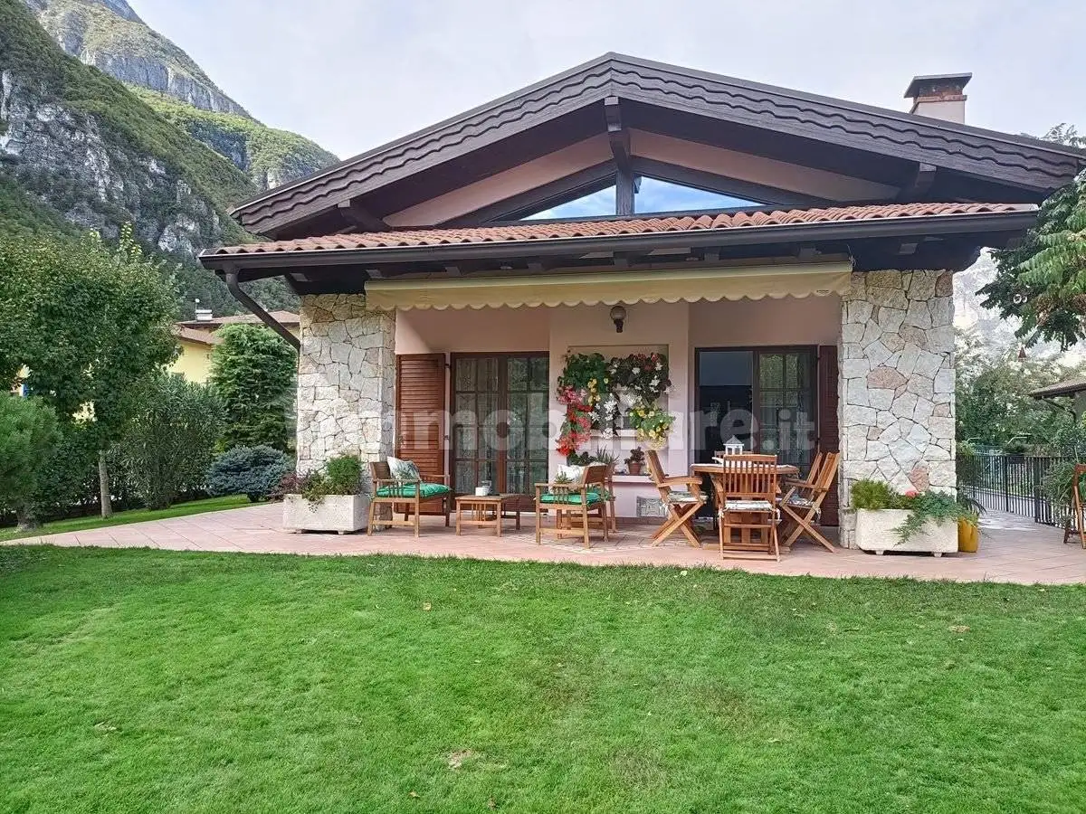 Villa in vendita a Mezzolombardo