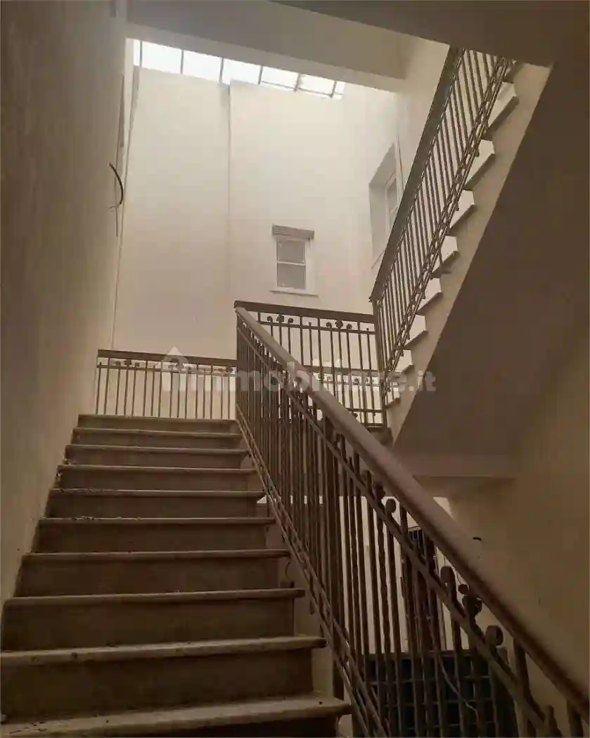 Palazzo - Edificio - foto 5