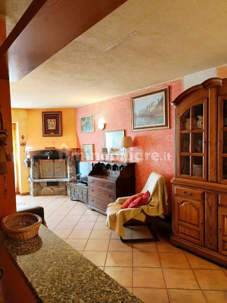 Terratetto unifamiliare via Pietra 33, Centro, Campodolcino - foto 2