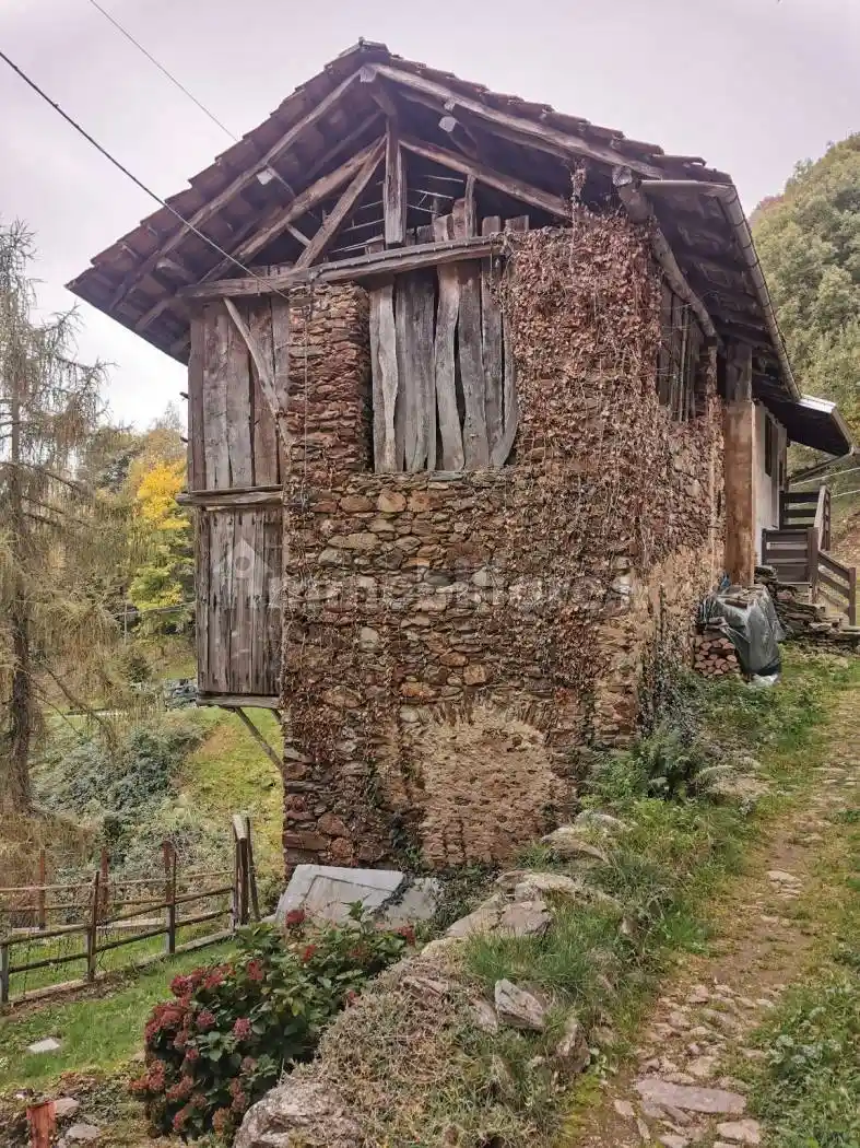 Terratetto unifamiliare Località Solivo e Volta 19, Varallo - foto 4