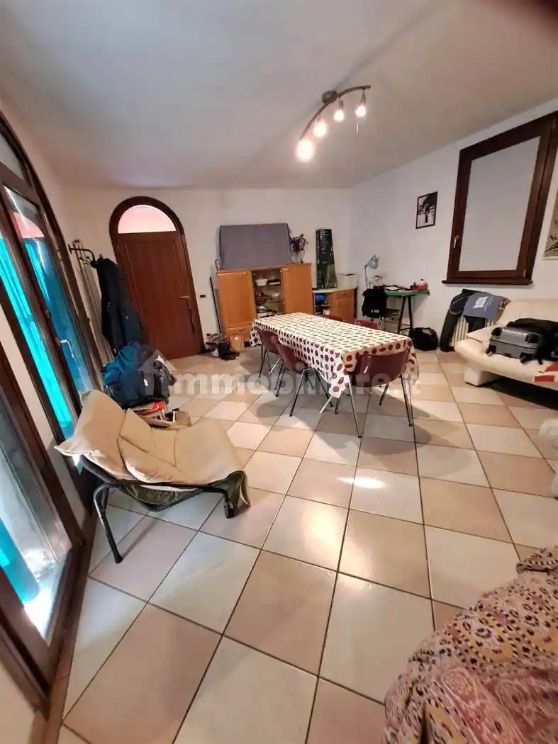 Villa in vendita a Ostiglia