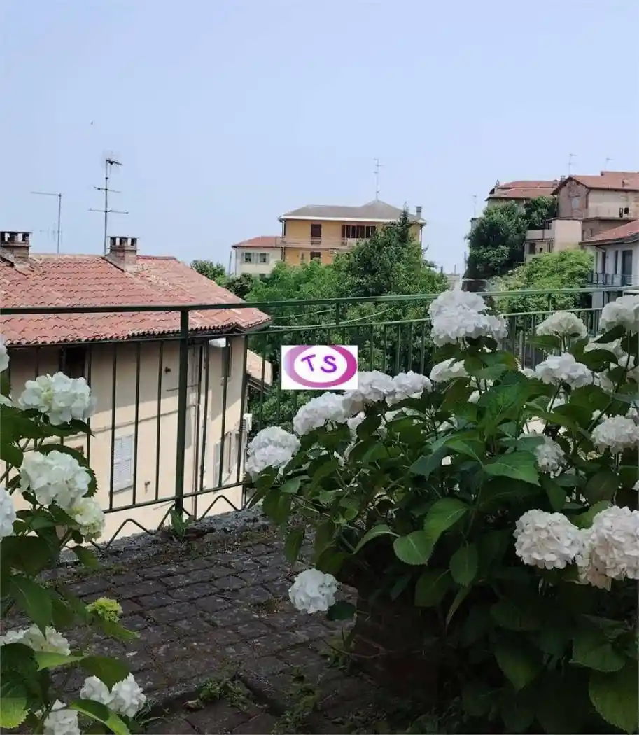 Trilocale via Debernardi , 20, Centro, Camagna Monferrato - foto 4