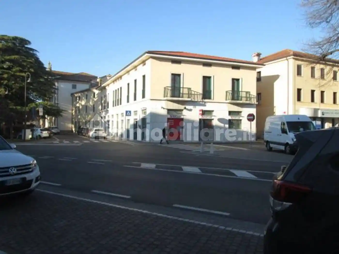 Villa a schiera piazza Monza, 34, Centro, Dueville - foto 2