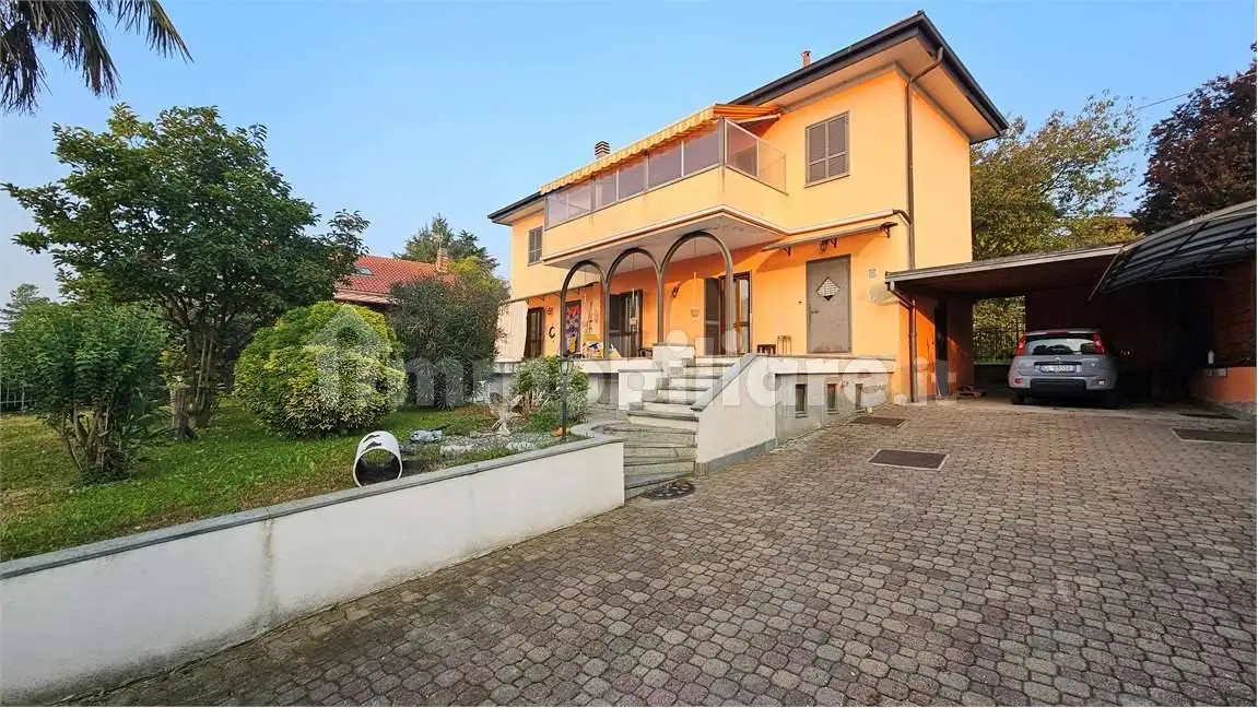 Villa in vendita a Rivoli